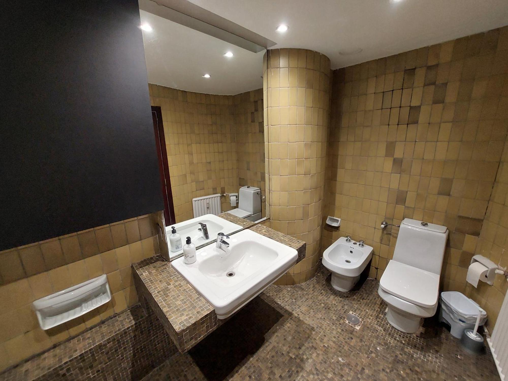 Coliving Corazon, Madrid Otel Dış mekan fotoğraf